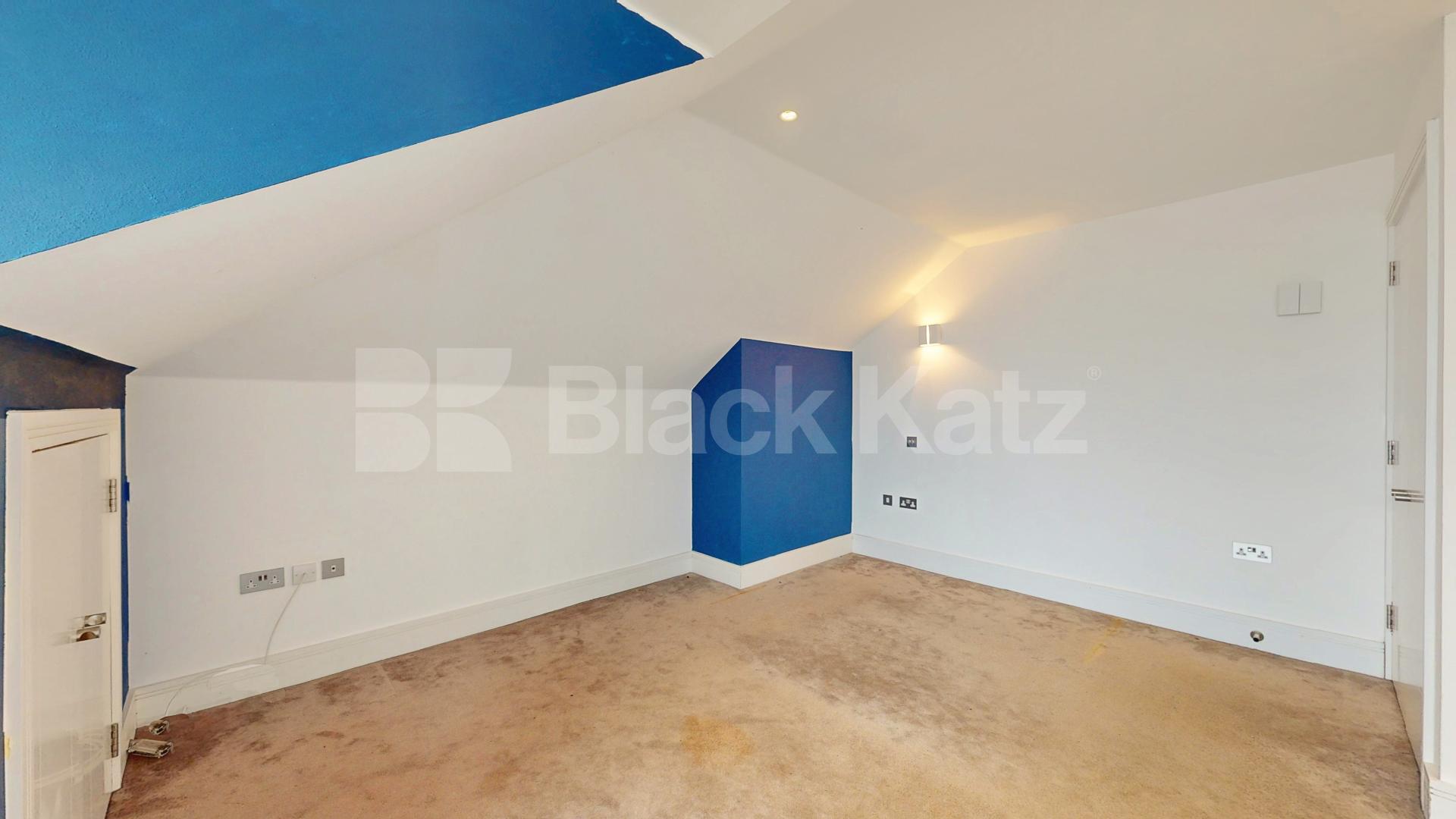 Spacious 3 bed 3 bath apartment set in a beautiful location  Adelaide Road, Primrose Hill / Chalk Farm